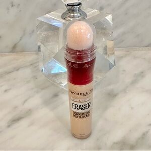2/$12 * New Maybelline Eraser Concealer “122”